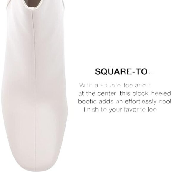 Journee Collection Women's Tru Comfort Foam Maize Bootie - Picture 3 of 4